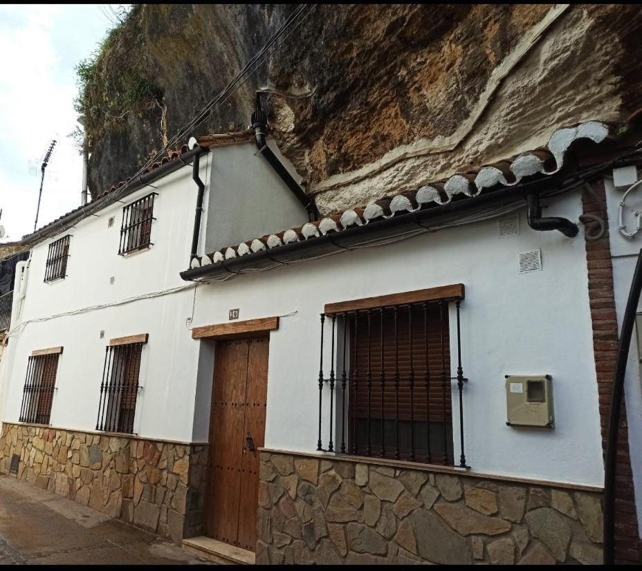 Вілла Casa Enrocada Setenil De Las Bodegas Екстер'єр фото