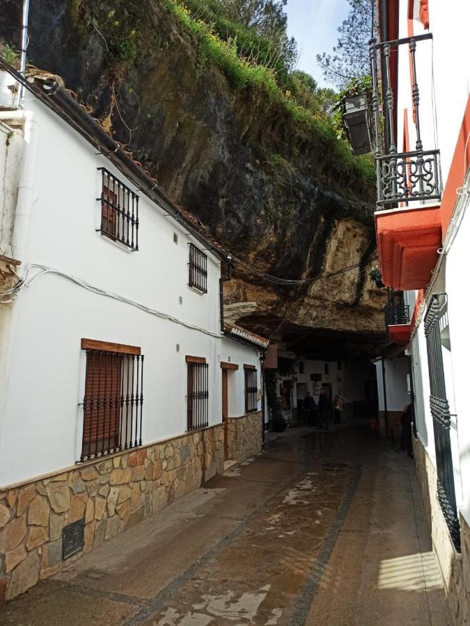 Вілла Casa Enrocada Setenil De Las Bodegas Екстер'єр фото