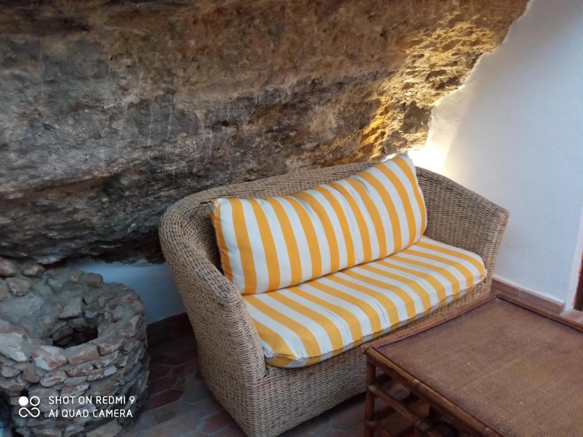 Вілла Casa Enrocada Setenil De Las Bodegas Екстер'єр фото